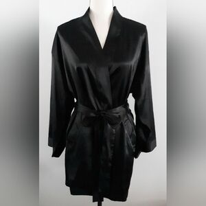 VTG VS Black Satin Robe